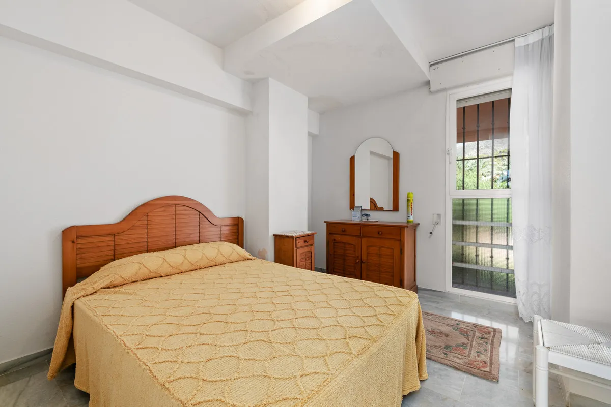 70dbe854-40d0-45a0-b70b-b507eb08001c