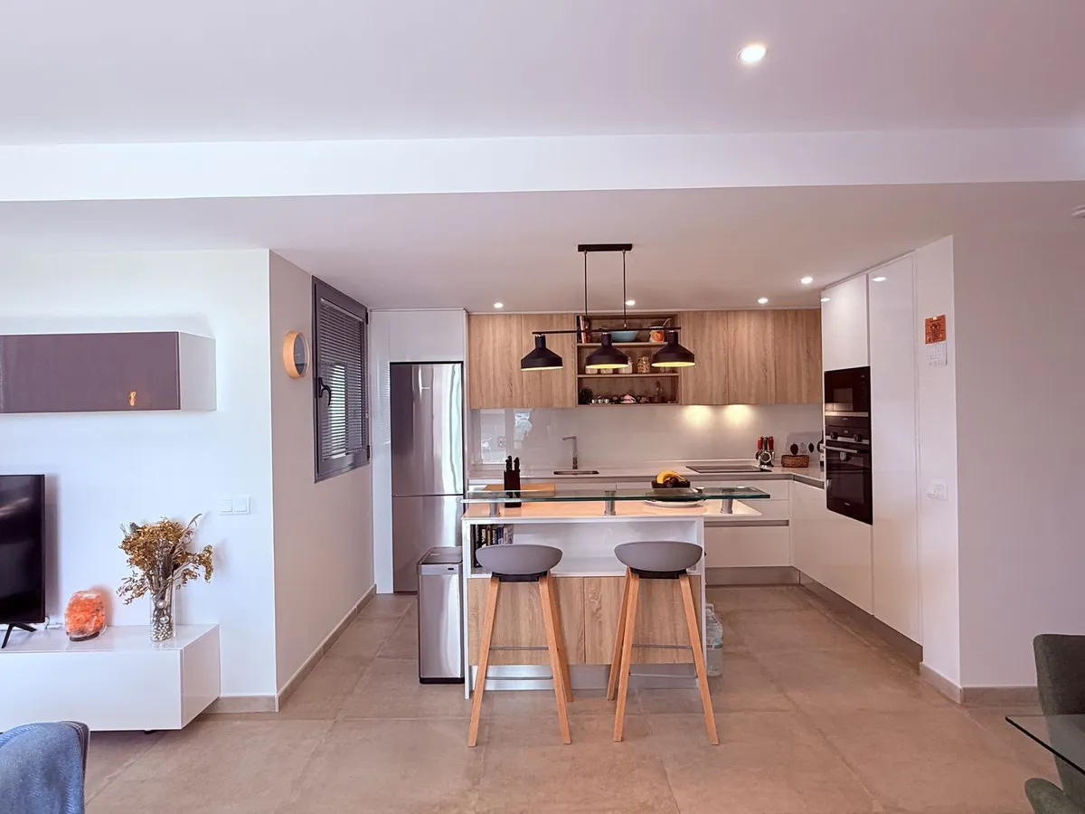 088e347d-7dfe-44ad-805e-e924ec78132b