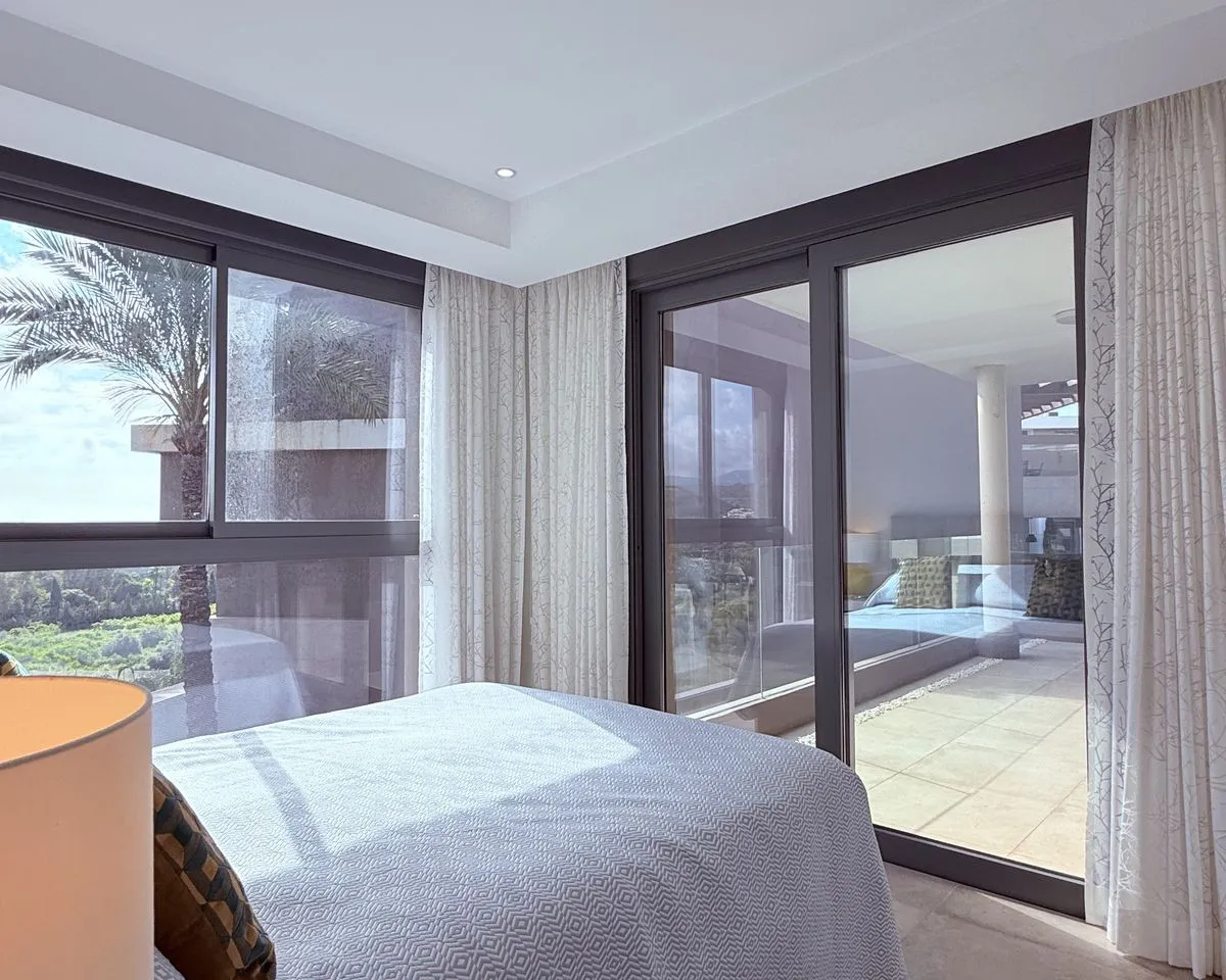 4029bb08-292f-4f24-aa3d-67f24c08c200