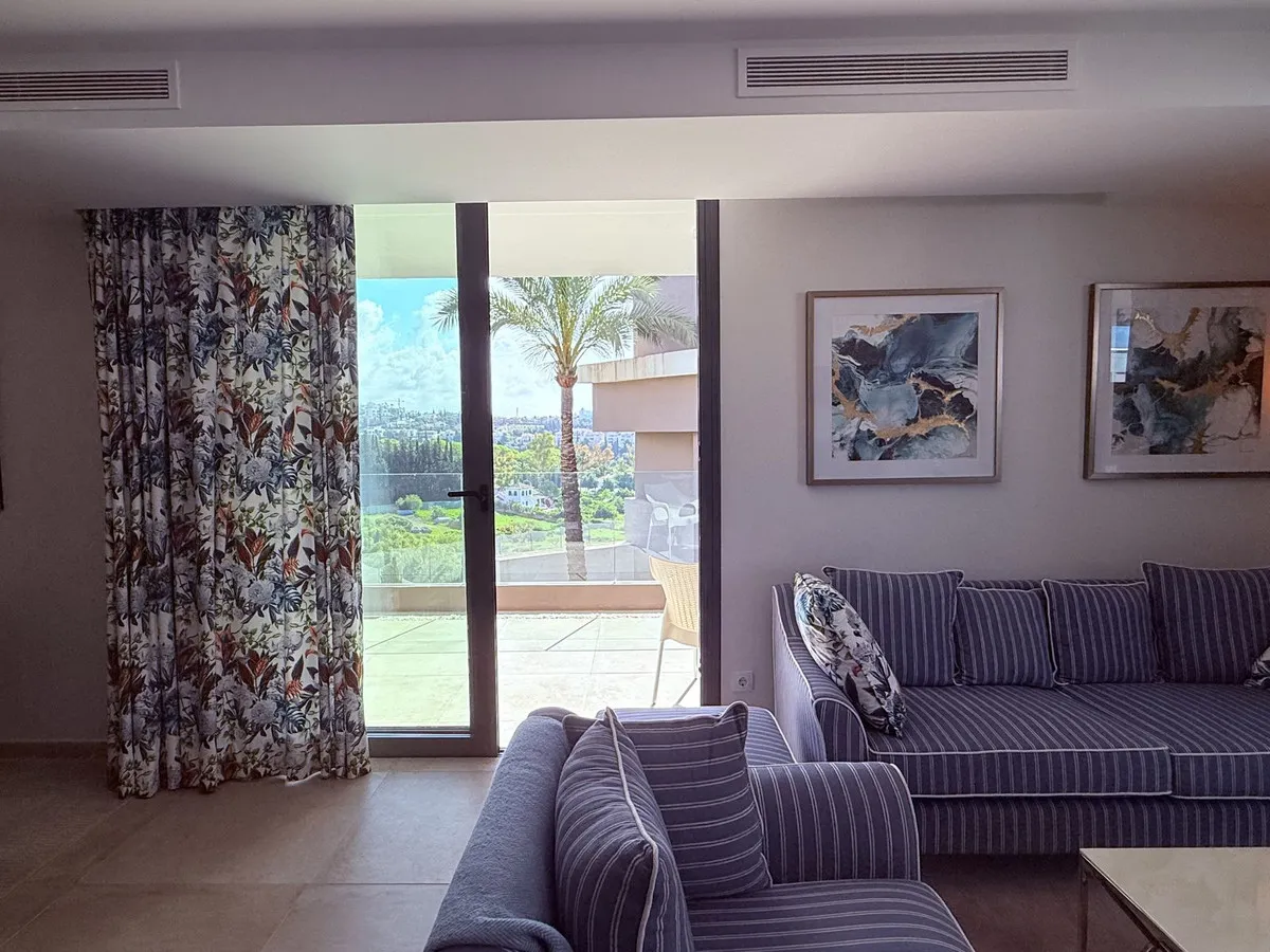 5237babf-7790-4d50-9b51-82f4f0a1f818