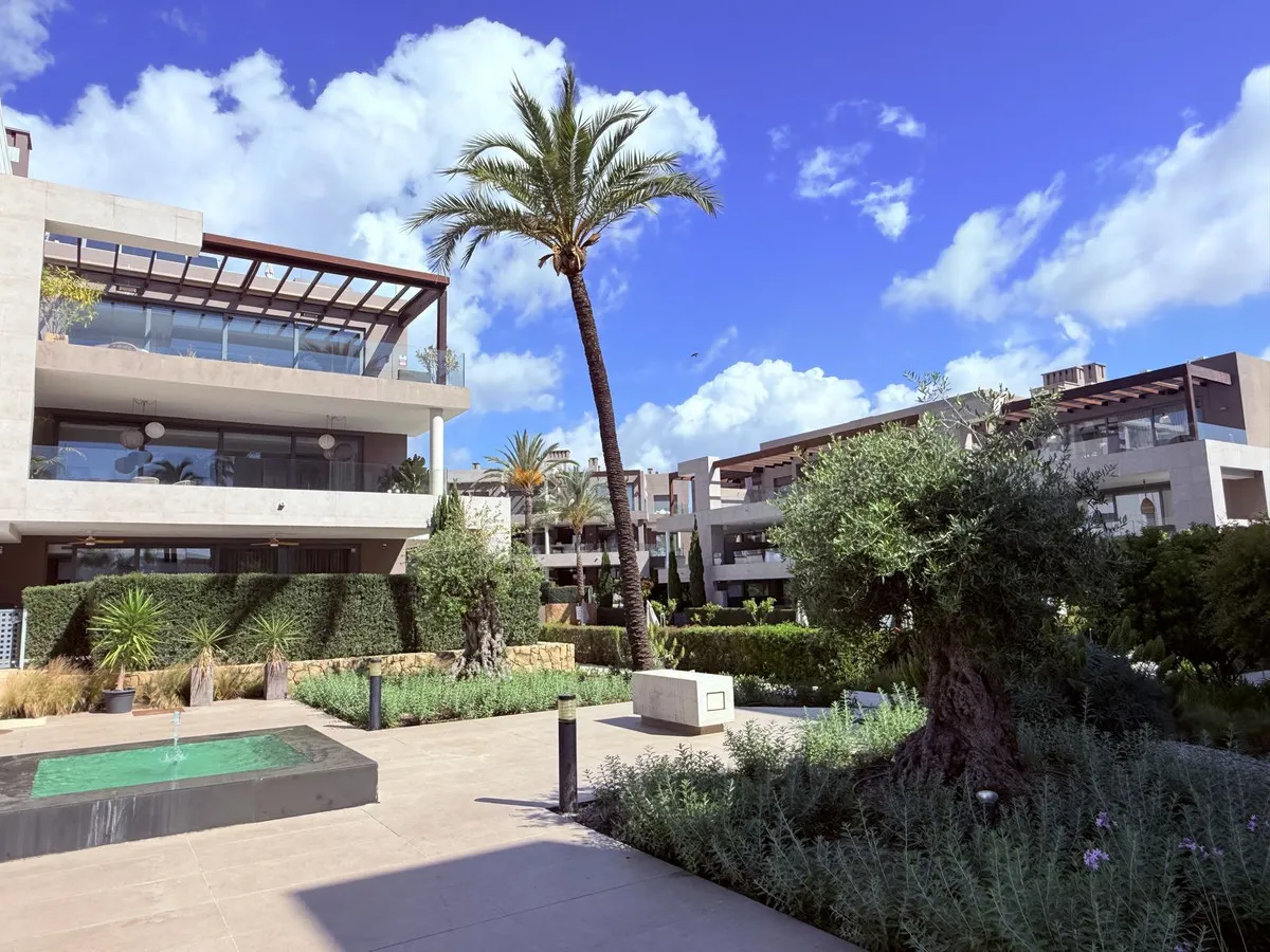 9bcd791e-9431-4e4d-add0-4aae7bdc4d30