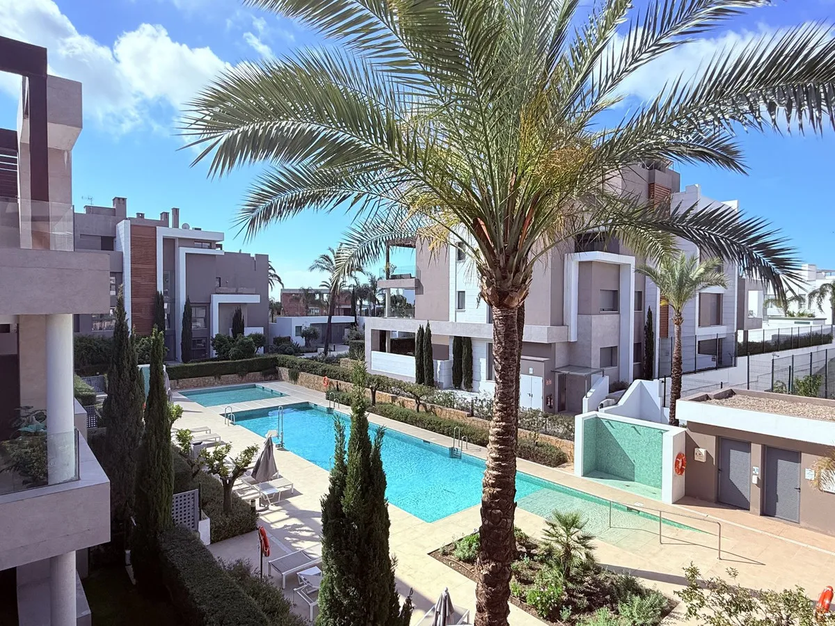 a5c1e027-53c5-4494-8043-b04fd06c8709