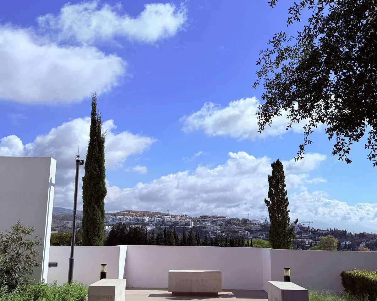 a67e8426-a180-4b9b-95e0-59cad9eacb6e