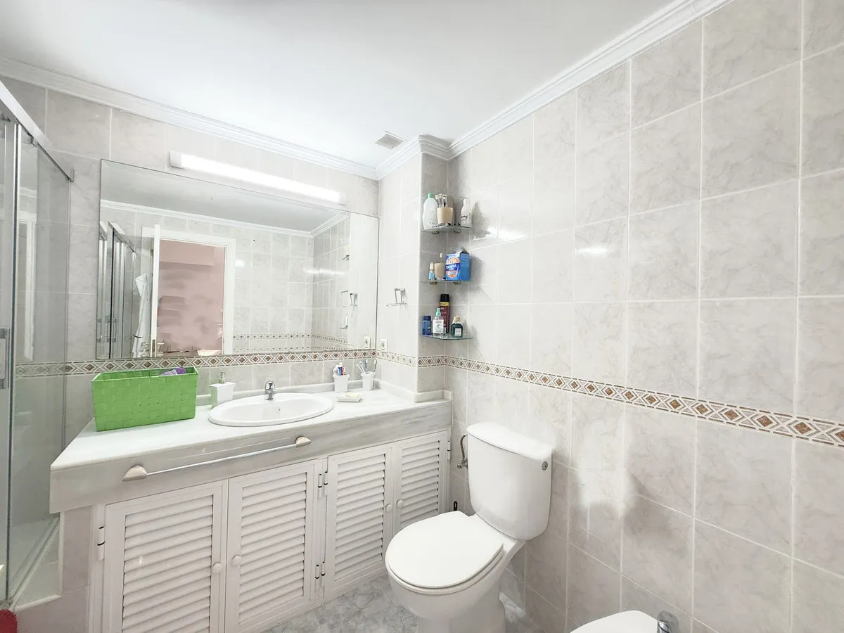 00b52b7c-cd27-4c15-a5c0-a9cf7543b8d9