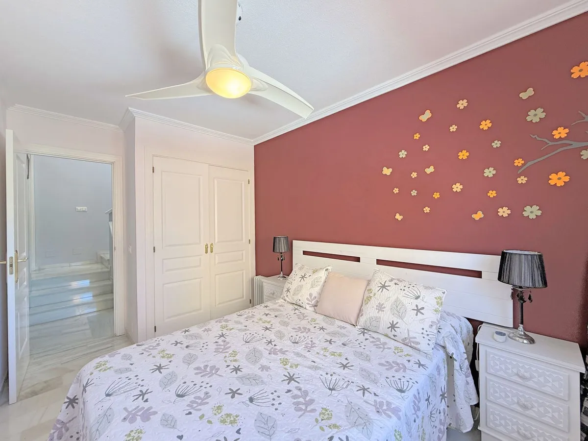 2ce5ff9e-cb22-499d-a7a2-a538a2a8a1f9