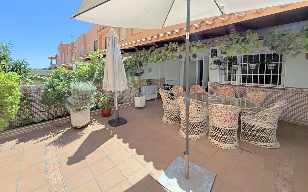 4f88b612-e266-41d5-828a-06268af1ba55