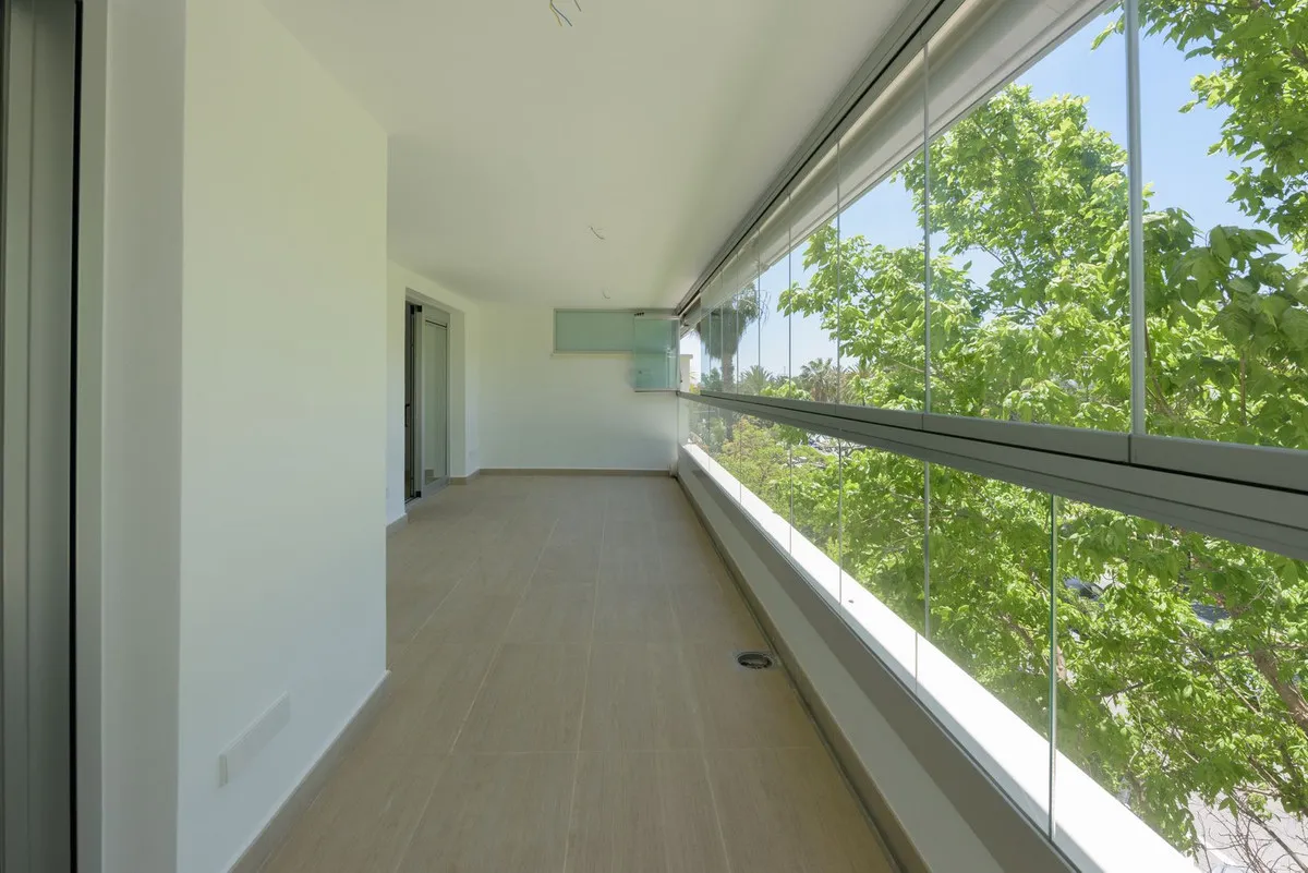 b694606c-64ac-4cd1-b03b-70b183101a79