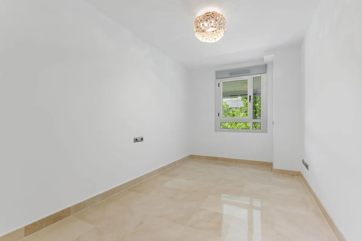 ec9aac29-0107-4404-a7ab-70de58f8e107