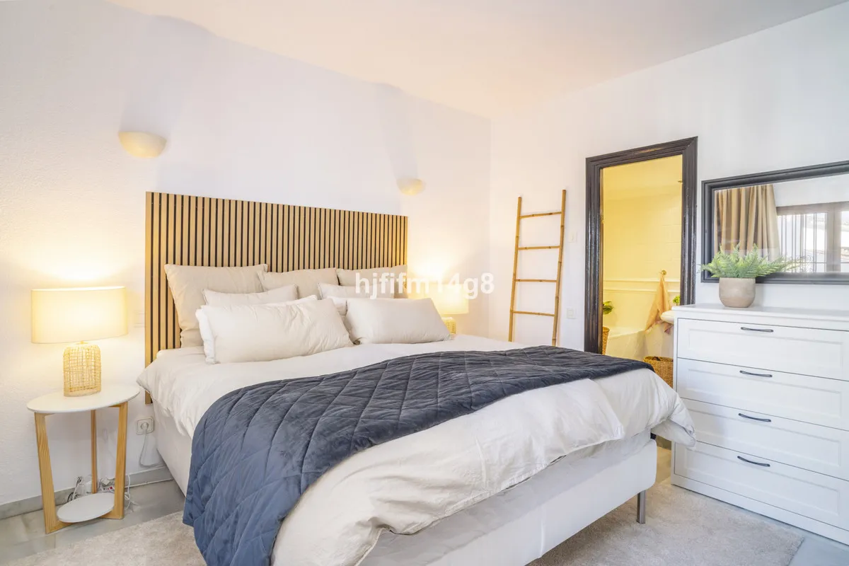 89f1c613-7da9-4aab-b794-1194a814d42c