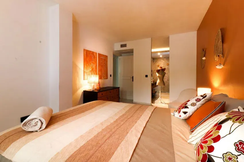 ebd930bc-f315-4765-80e0-329ae92abfcc