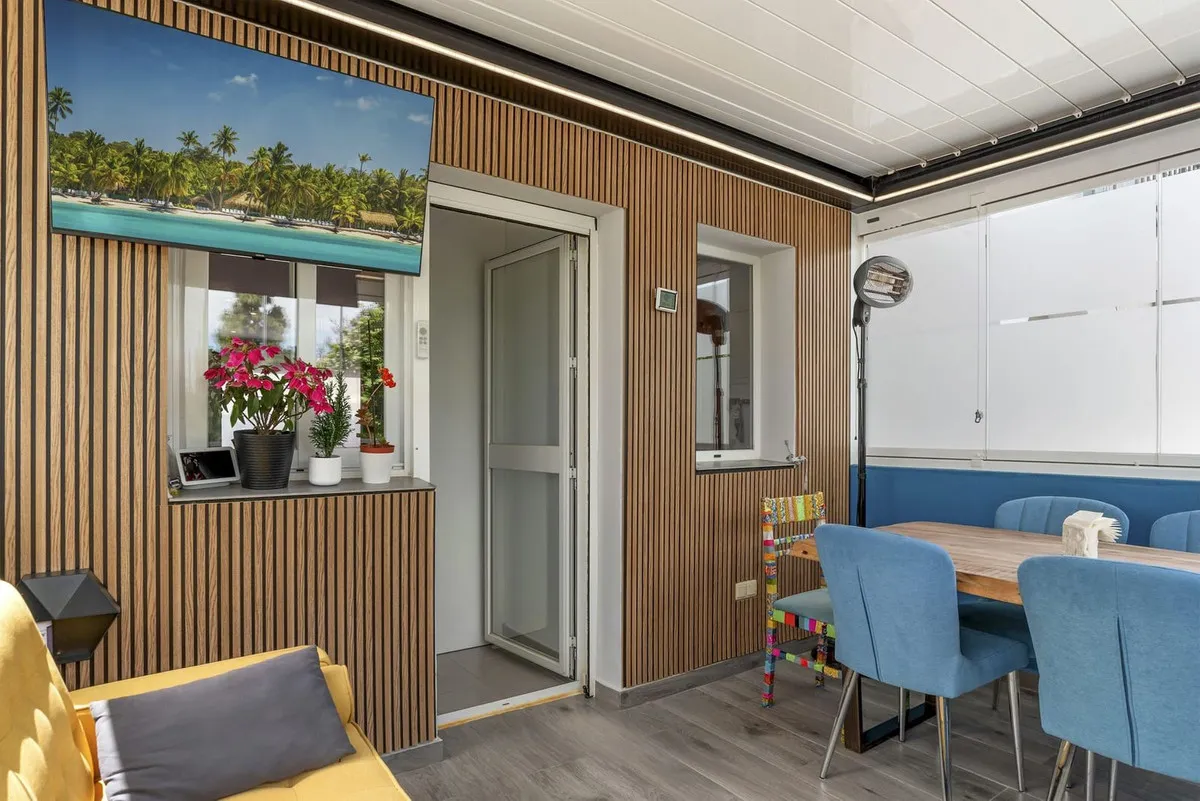 8b46d44a-405b-4969-b5ca-2da6798799f0