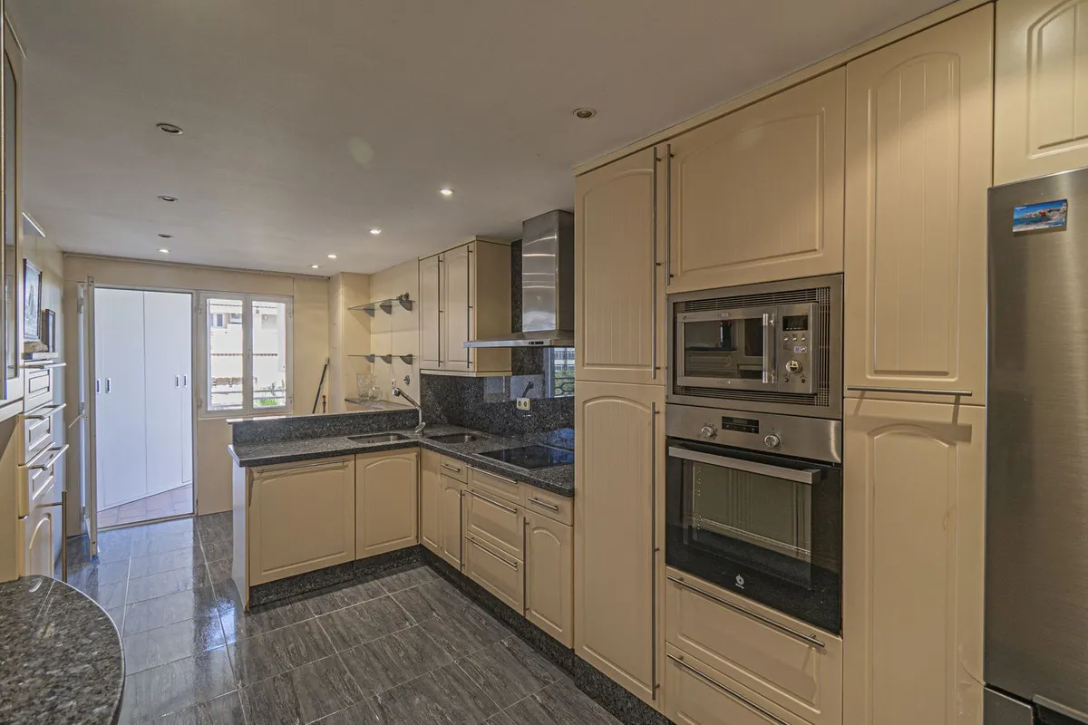 26391427-4126-4bd3-81de-aaef3ba3281f