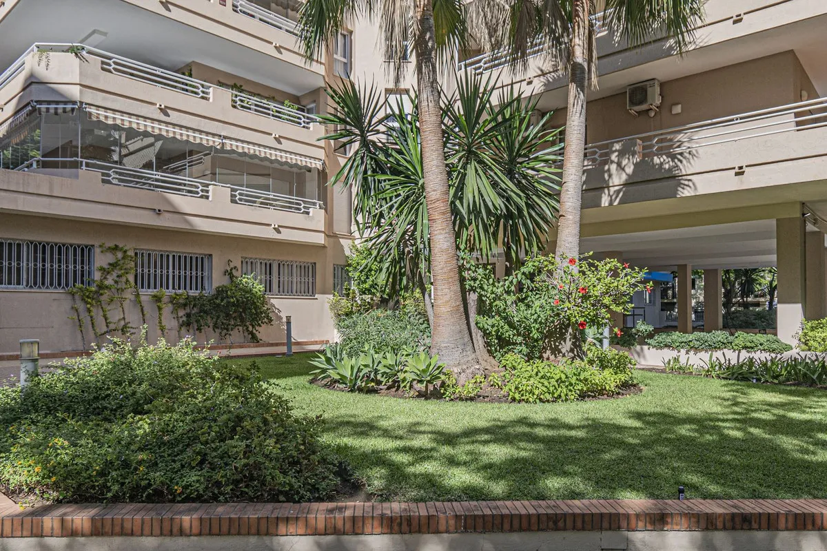 58b10c59-3b3b-4c65-94b6-aef9dbc1bf25