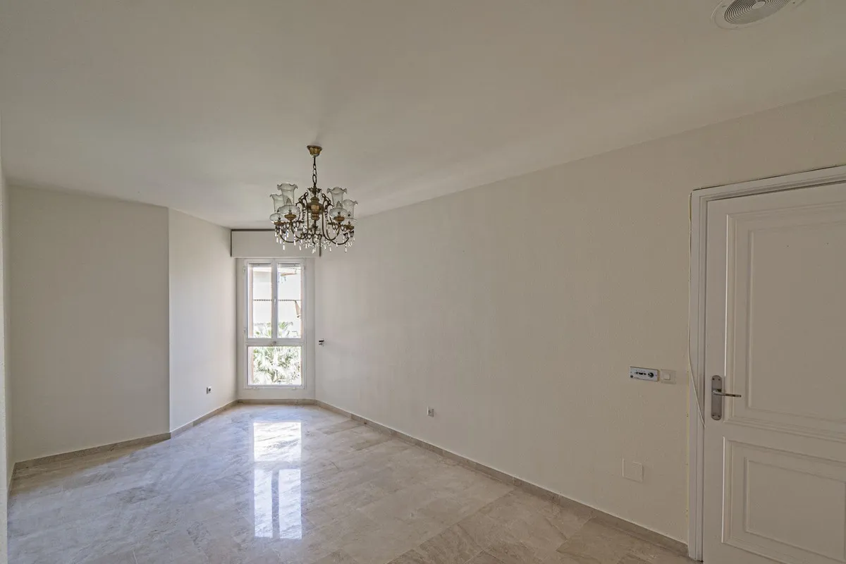 8b844150-d132-41de-aa13-505d7e863f14