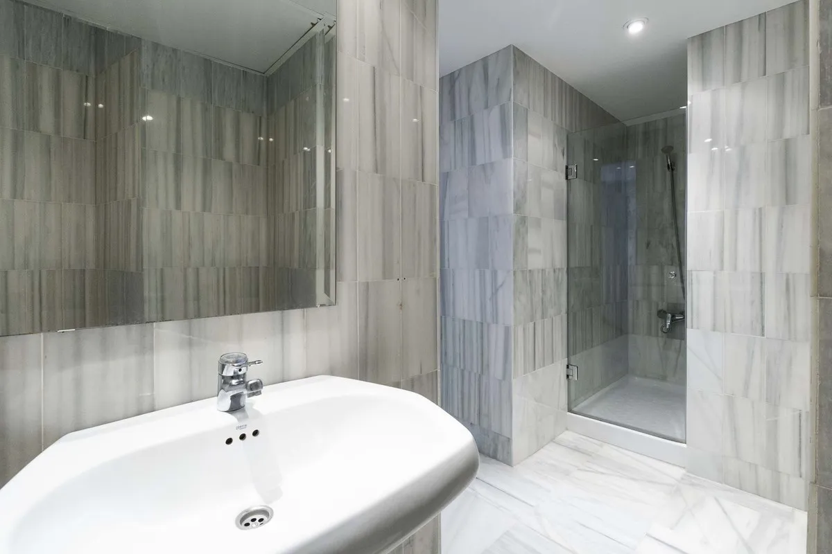 24d17b6d-62e8-4e76-bbe0-b9d5fe2ceee0