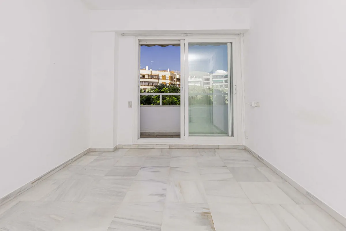 5d728dc8-1ed8-410e-8ad4-fffd615363e4