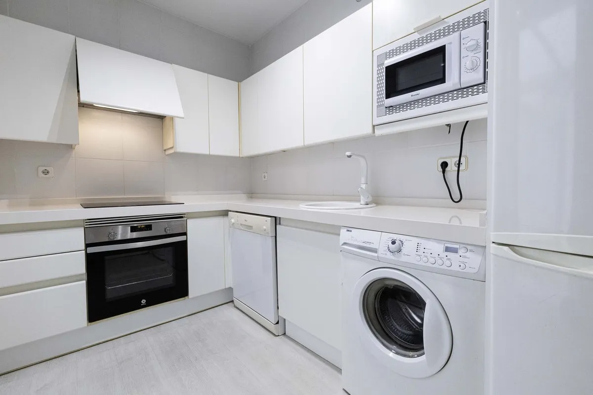 80841645-0bb7-451f-944f-ae98c316d57d