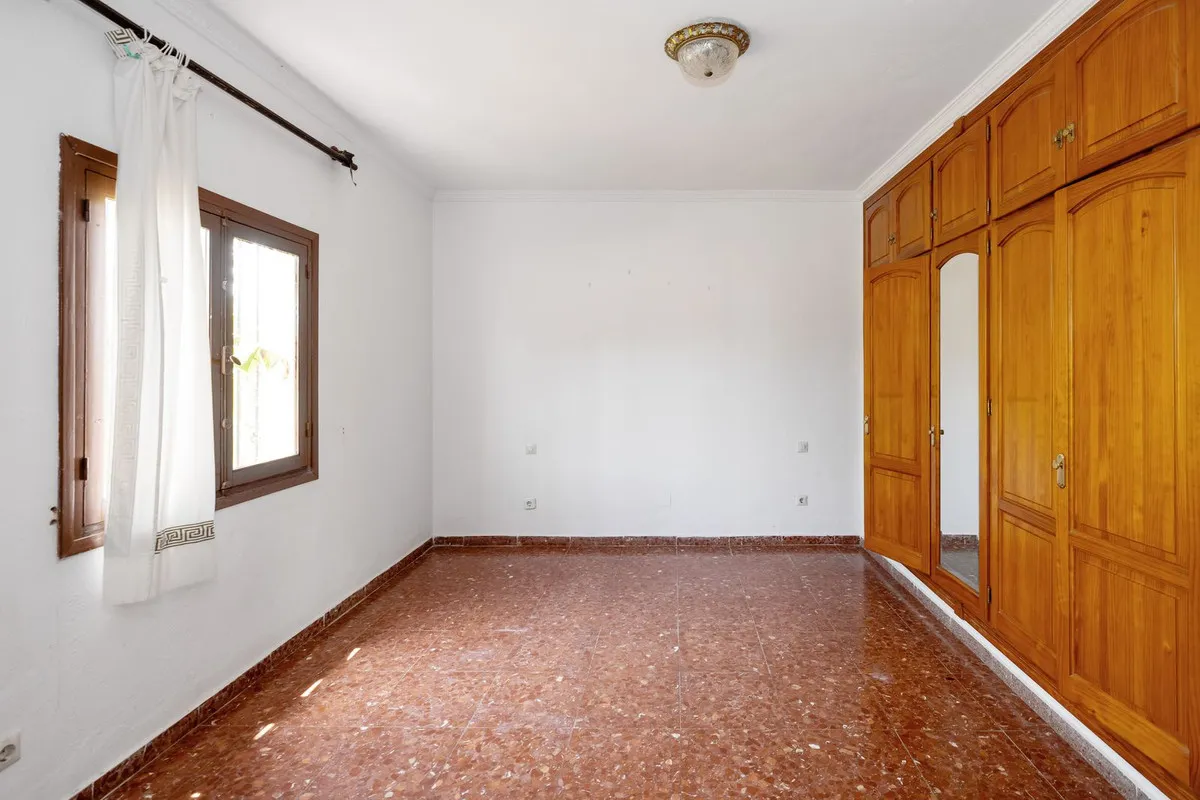 5ce939f2-a22e-4f09-9d1f-9977fa69c125