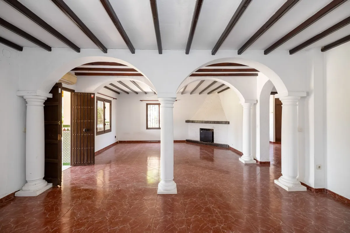 b7acec7a-7dd0-4c85-b697-ca4629f6989c