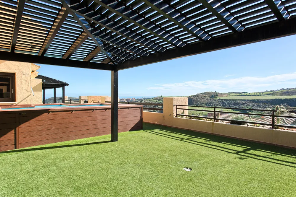 dfd198a1-5eda-473f-96aa-9255c586c5bb