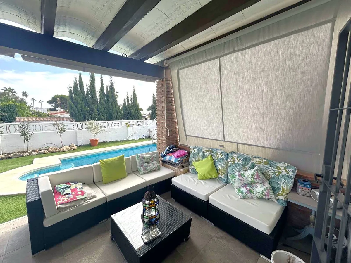 0fb0f0c9-92e3-4b36-80c6-e14bb023e66c