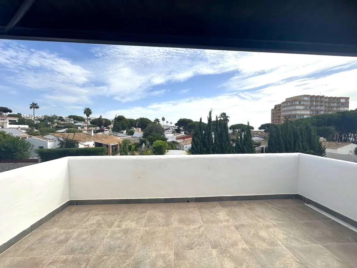 33f2c35e-a8a5-499f-b015-a9241fe46e5b