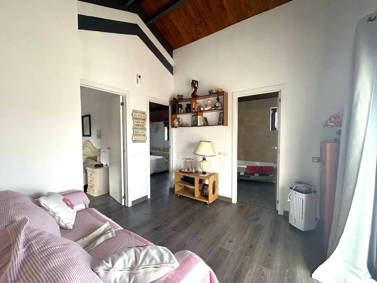 63c2dfb8-b68d-44e1-84a0-0decf0c30624