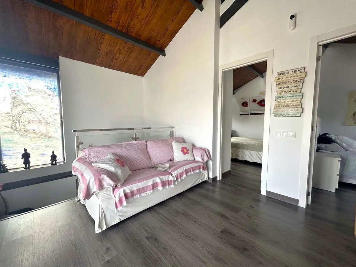 a6912282-300e-401d-bba2-7c6bb4ec330d