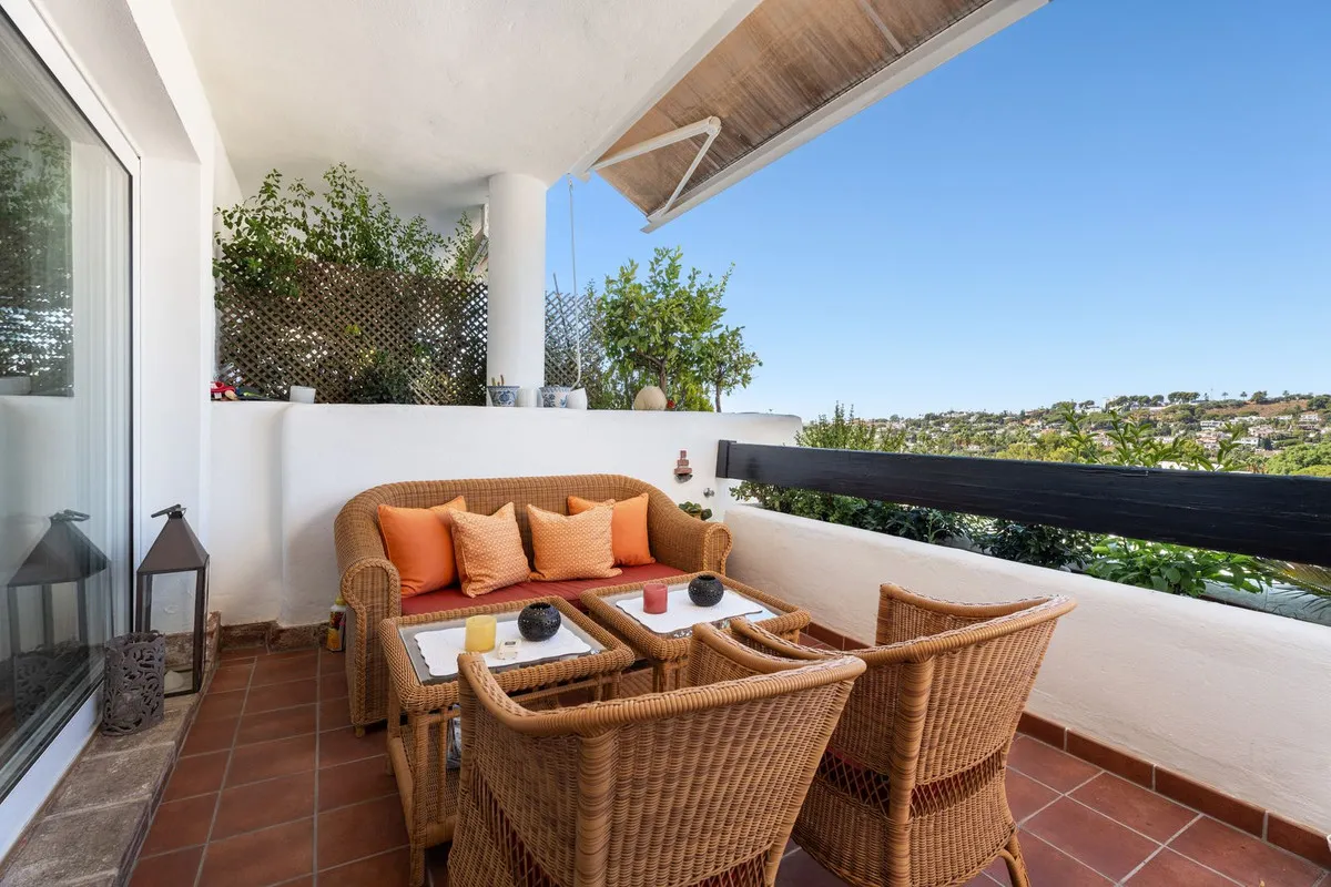 083b53b7-ad54-453d-b21d-9aa3f936d146