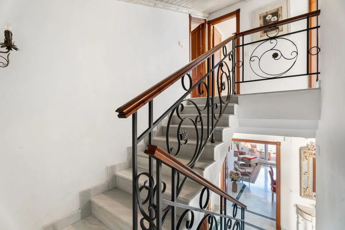 2fdbb79a-8d67-44db-a158-2f17224f91c1