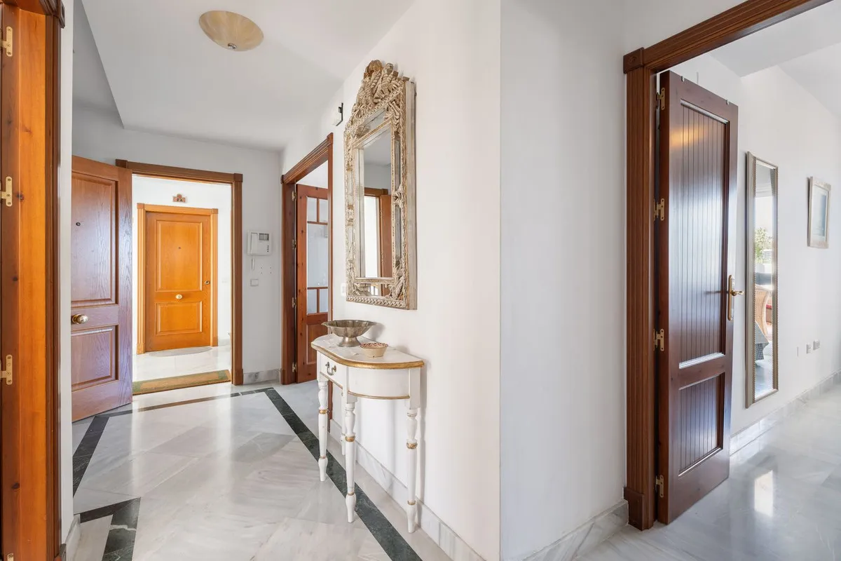 878c9c25-0d1c-41e1-8e1a-859d6b0fefa4