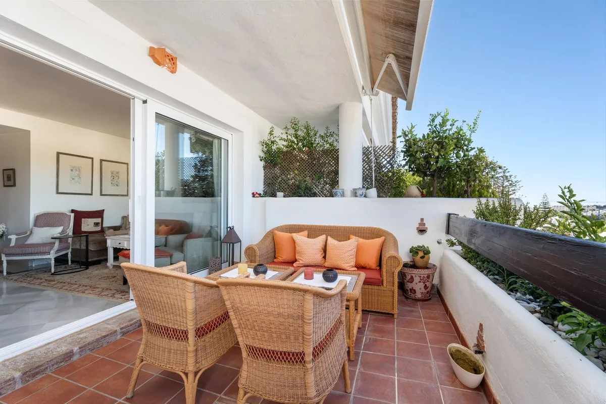 eac6eab2-ee10-40b5-8cfd-868235623f58