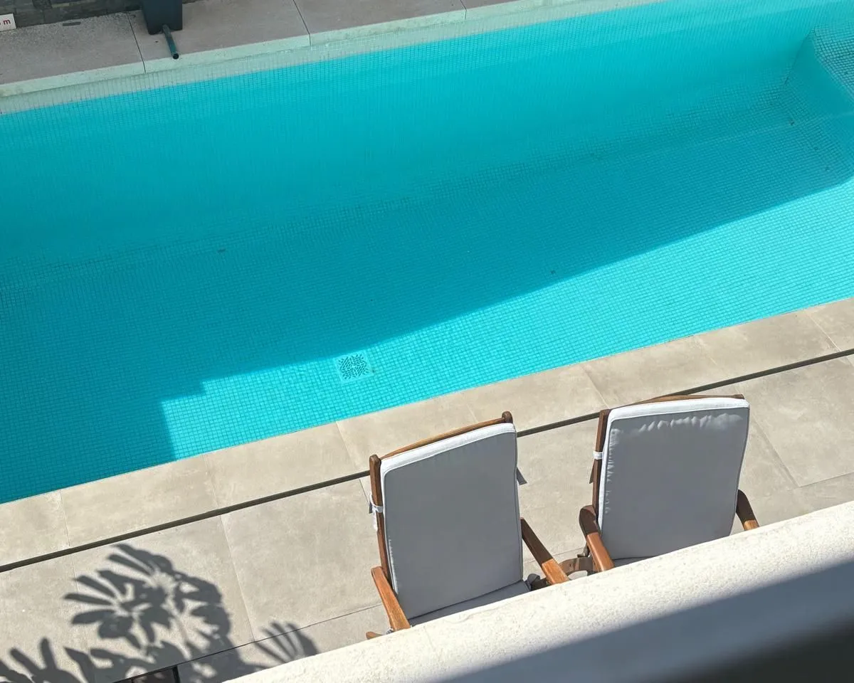 516b96f7-f523-44b1-9a95-8ee22393348c