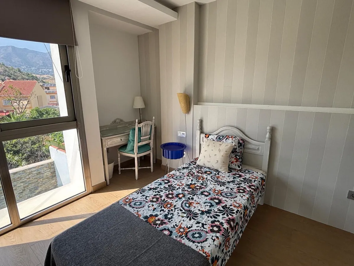 69de2863-7fb1-4f76-a7fa-8d2f212e0977