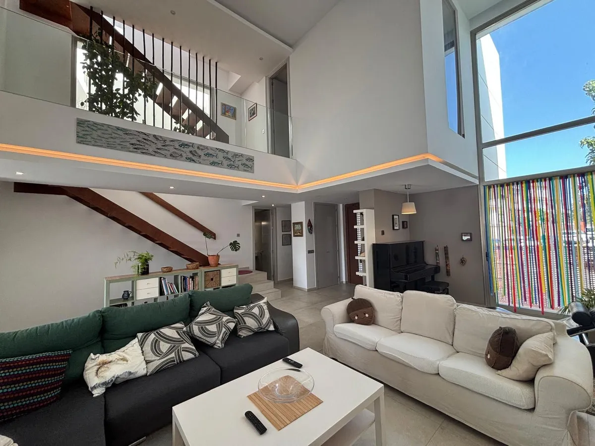 aa348ef4-a925-4033-bcf1-630ac168a3ce