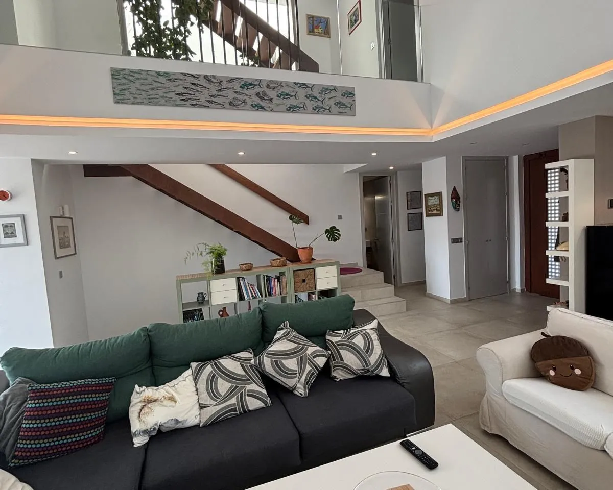 f3c1c0ca-8c36-4b59-a6ce-d9376517bb69