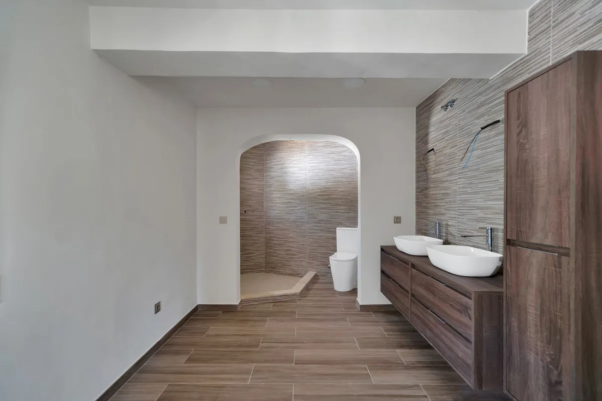 4fa1c526-1c95-4253-a949-90b16a8de4f2