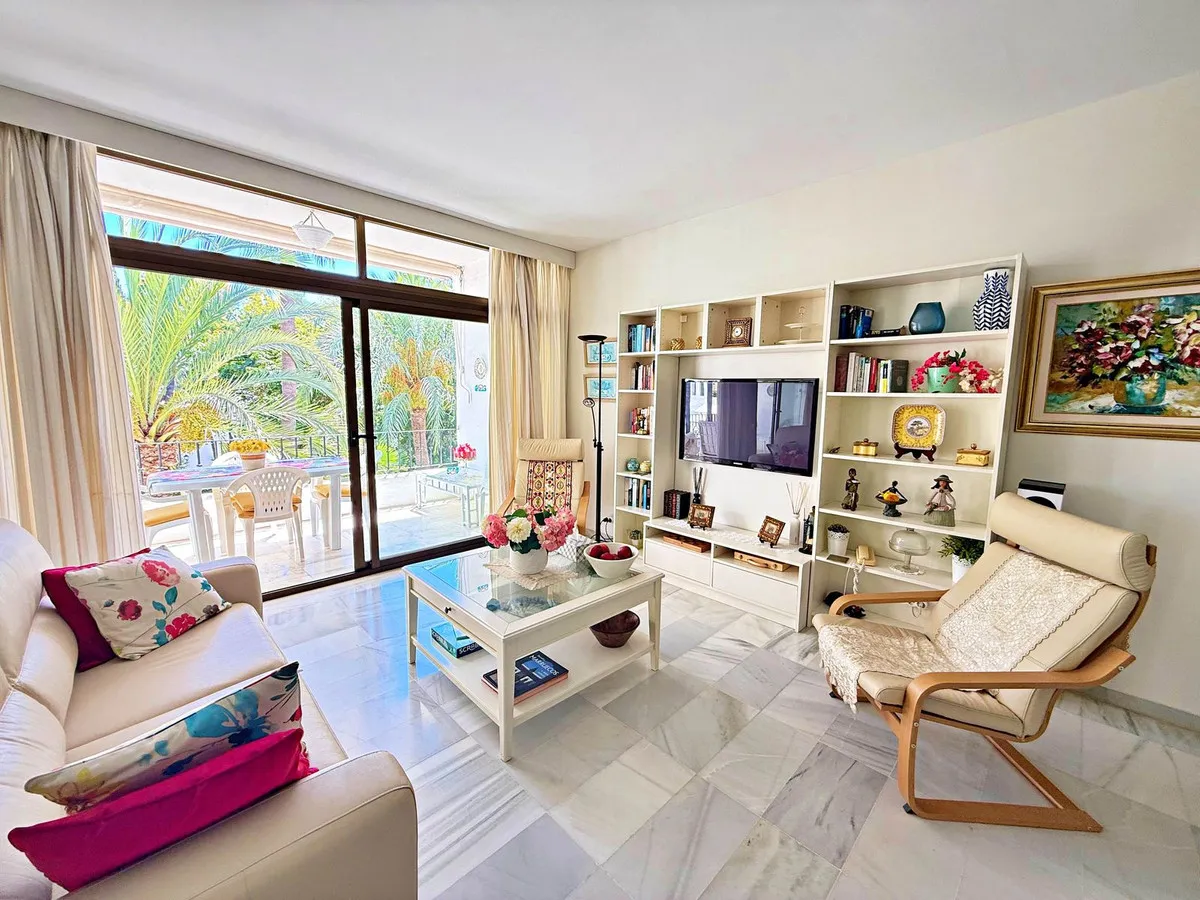 60aac0ef-af7a-46b6-b230-a65411bc3716