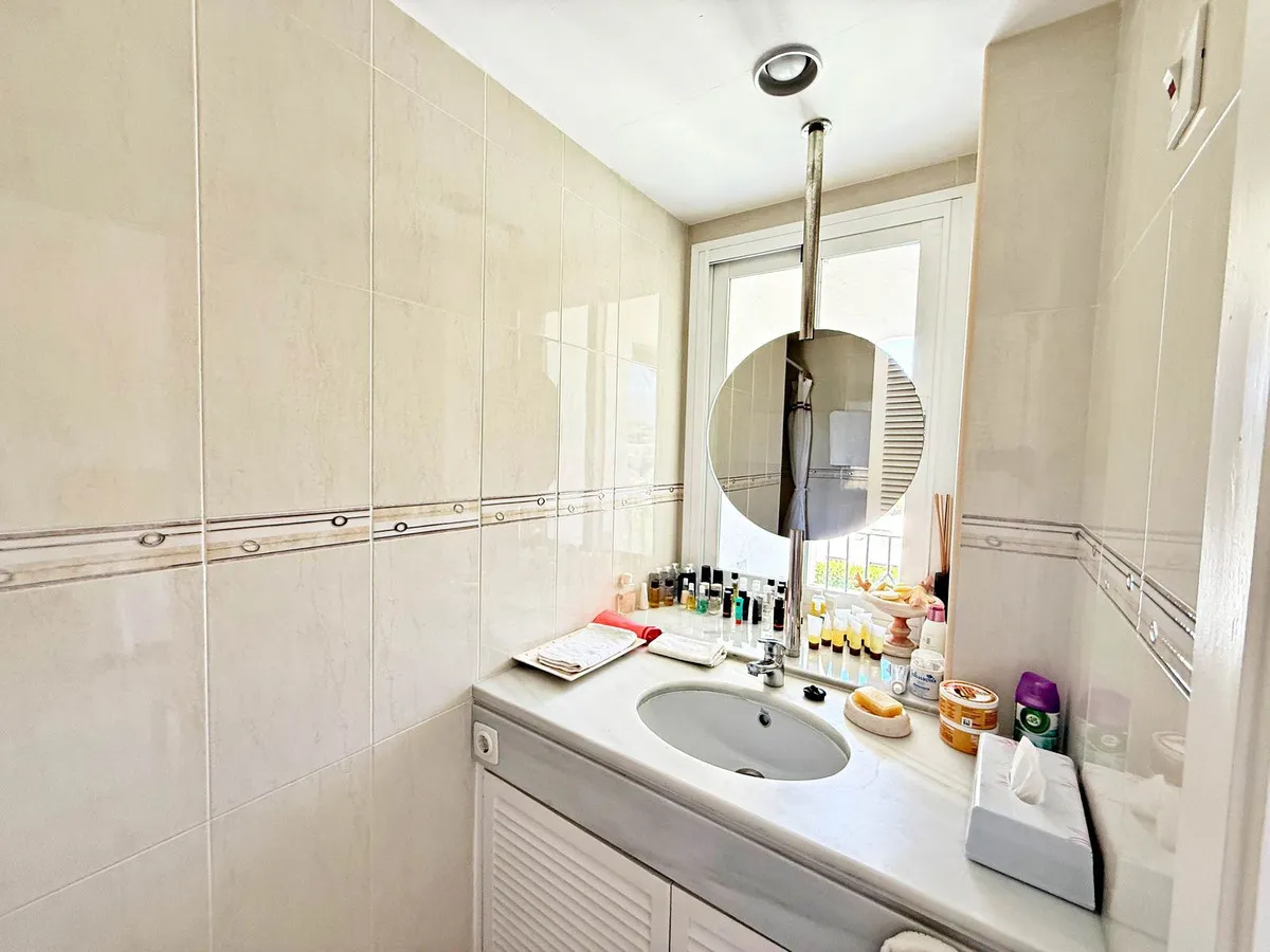 6d5aecd8-00ad-48bf-9173-d6366205d3c4