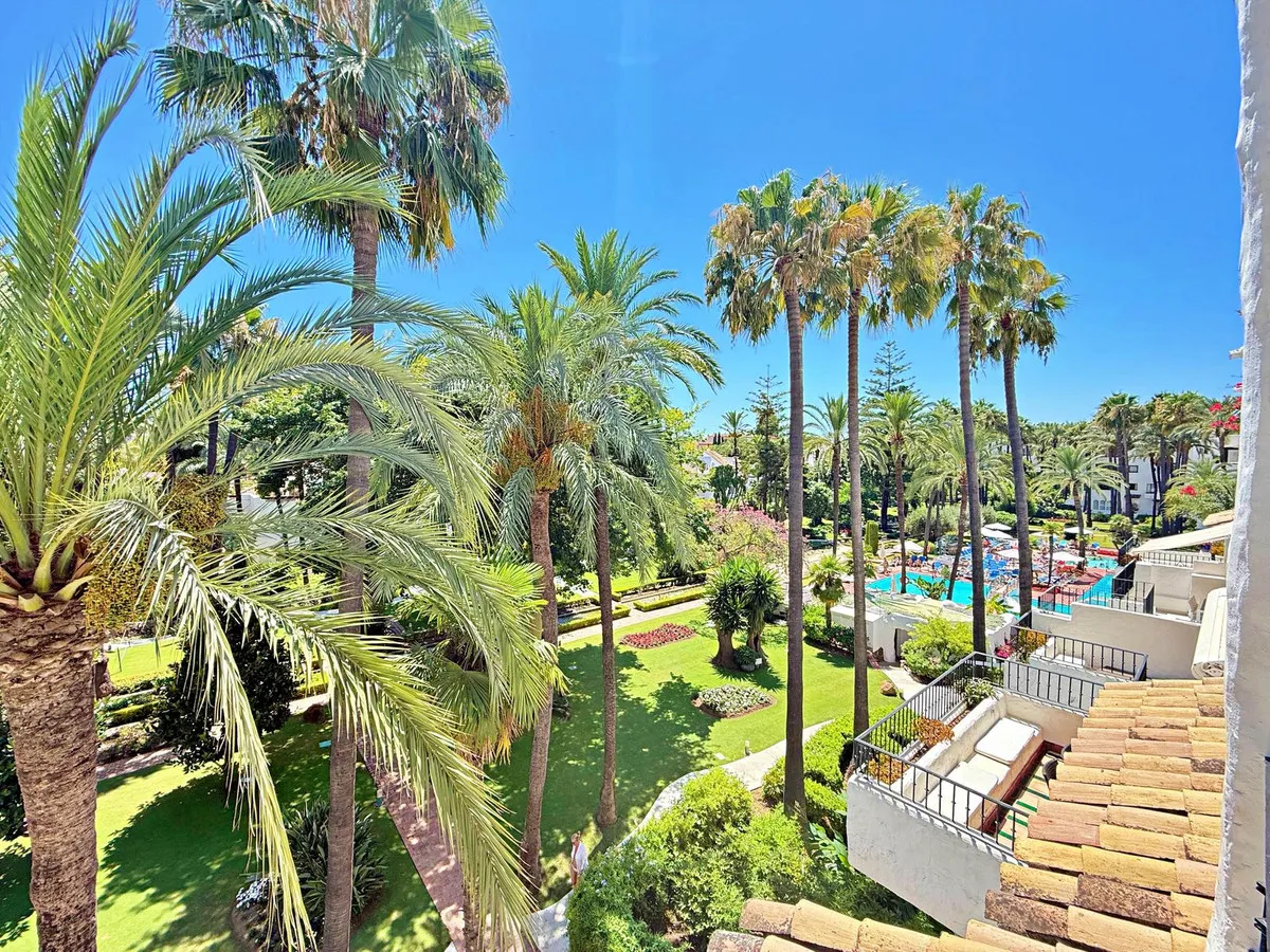 aa5aa6c2-6100-4c69-ae7e-367b2e2c52b6