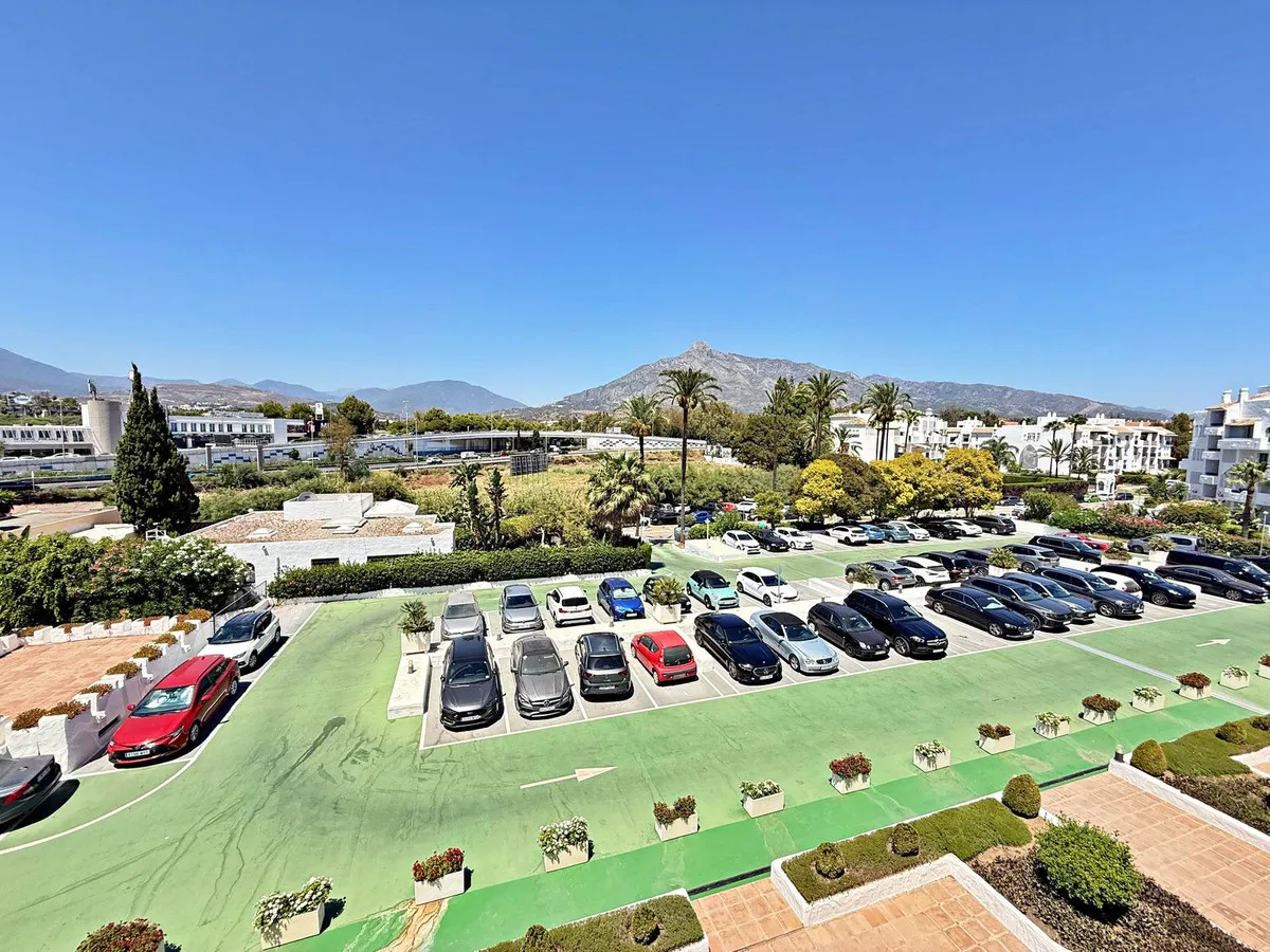 c4d16150-db2b-4b9a-b633-fe2957da432f