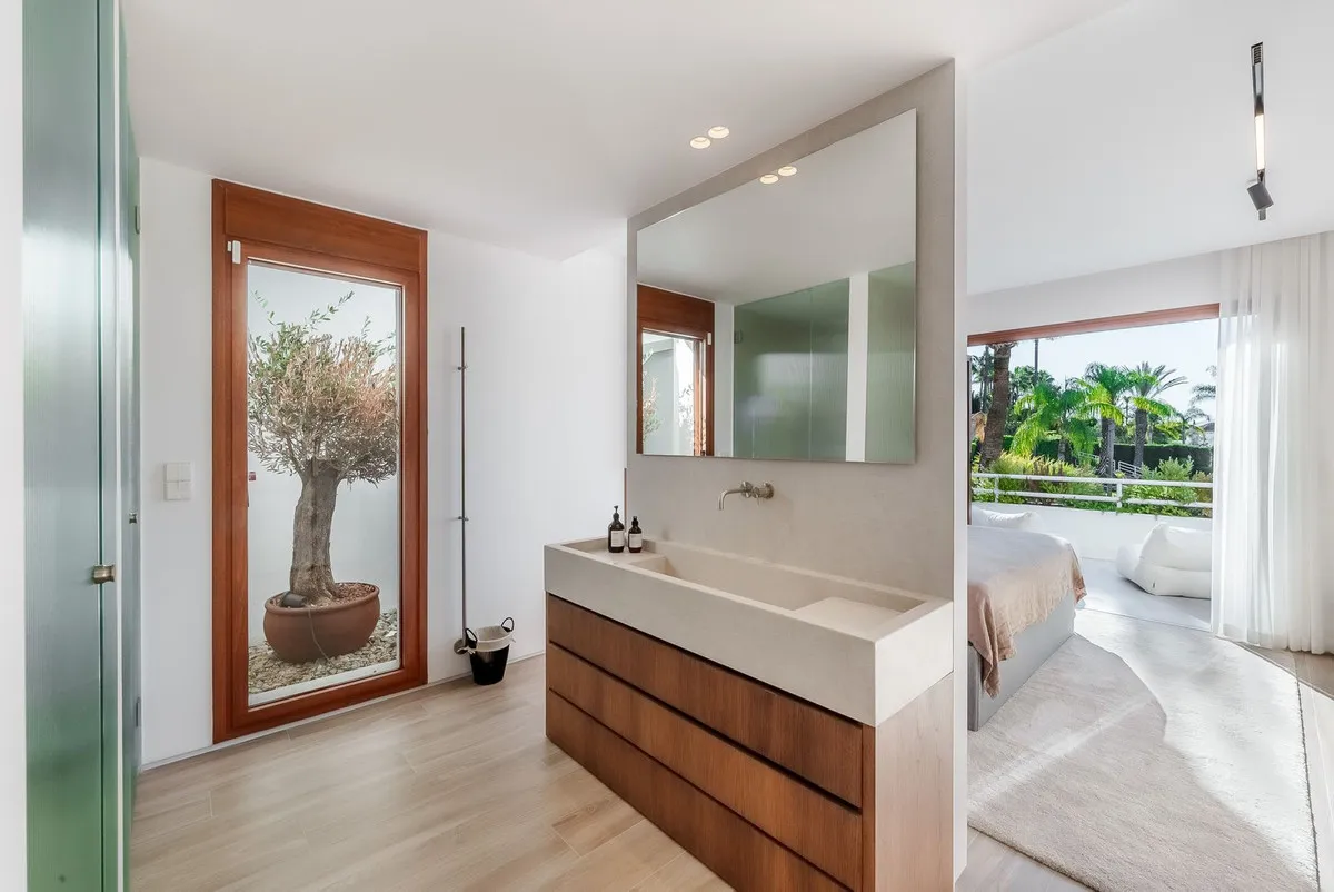 4b6efc9f-d25d-4ed1-b29f-7ab337eed25c