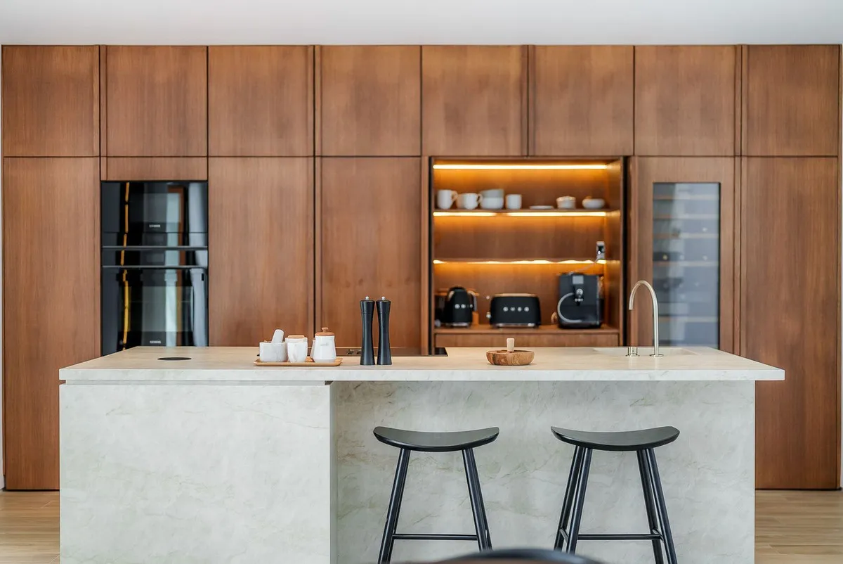 ab4b320f-bb2c-420b-8be9-292a3598e6e5