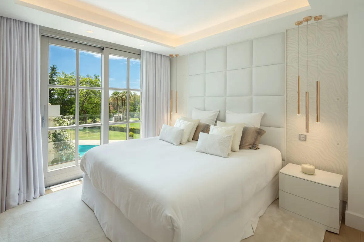 0e0924cc-2975-4589-94a8-0616cf9096c5