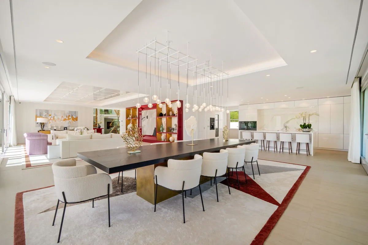 e72c8428-9405-4b9f-a66d-22af5aa4d5bf