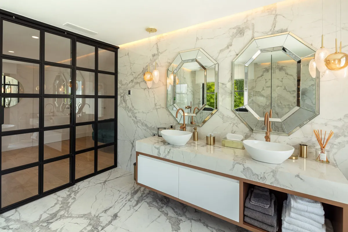 edff0852-06f2-427e-8b6c-0334e572770e