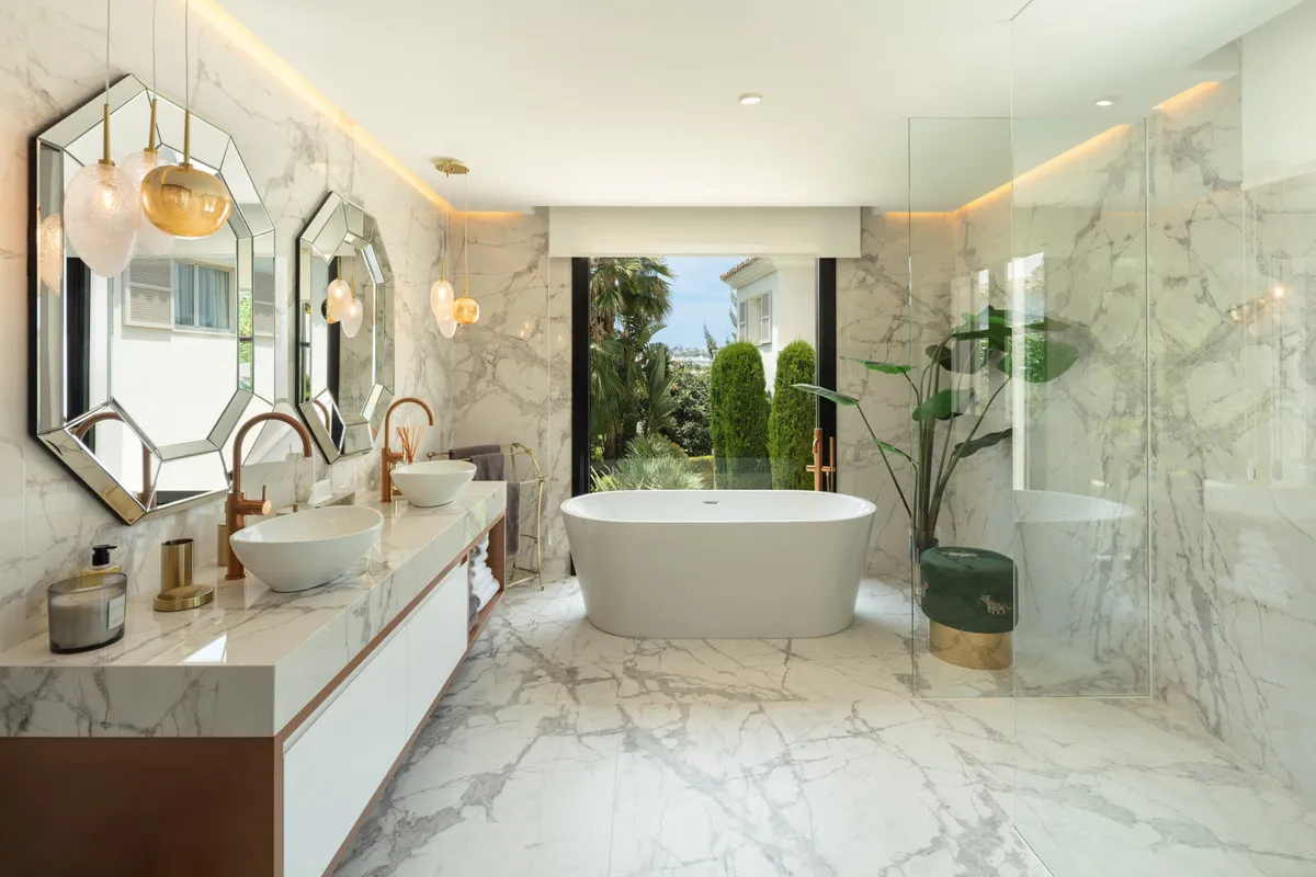 fe4b3cc2-e91d-4e01-932b-44f68ad94c3e