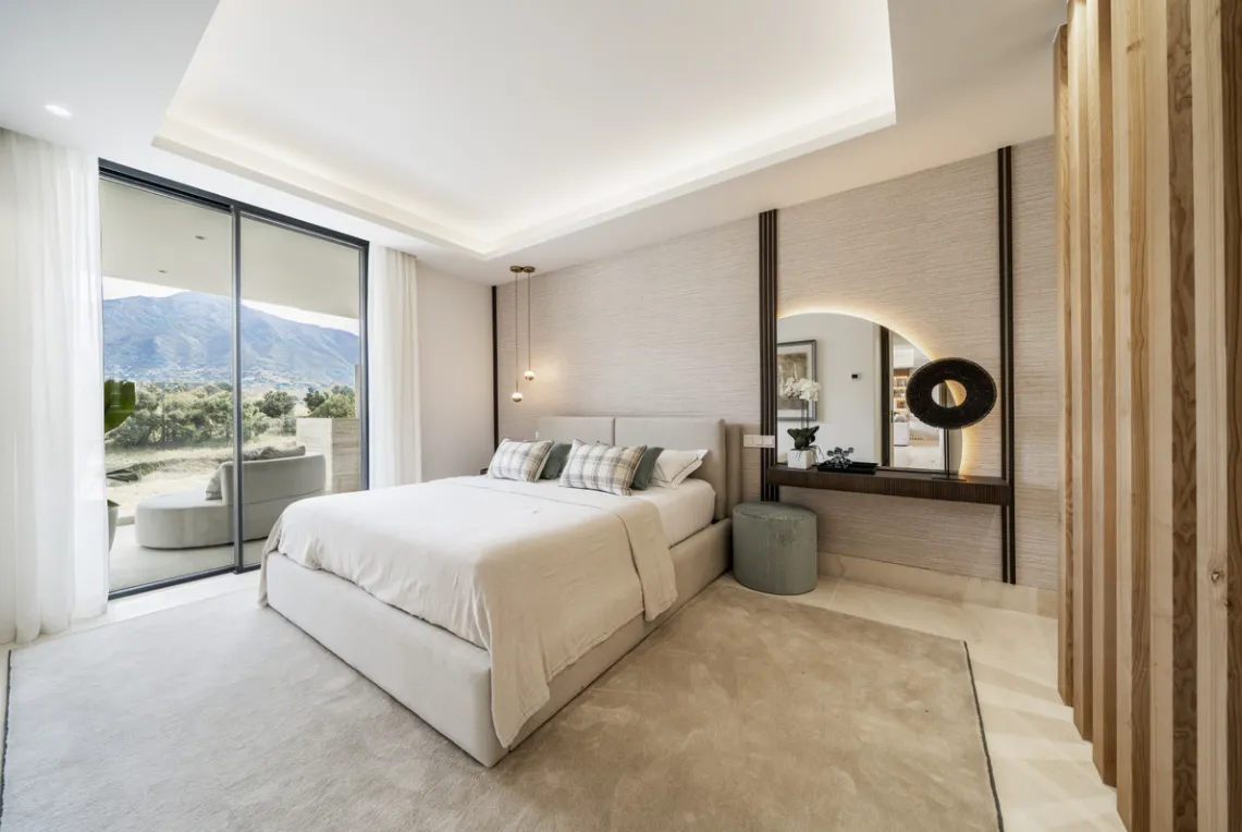 4a917697-b4f2-4cbf-8c61-4bcf2295bb5f