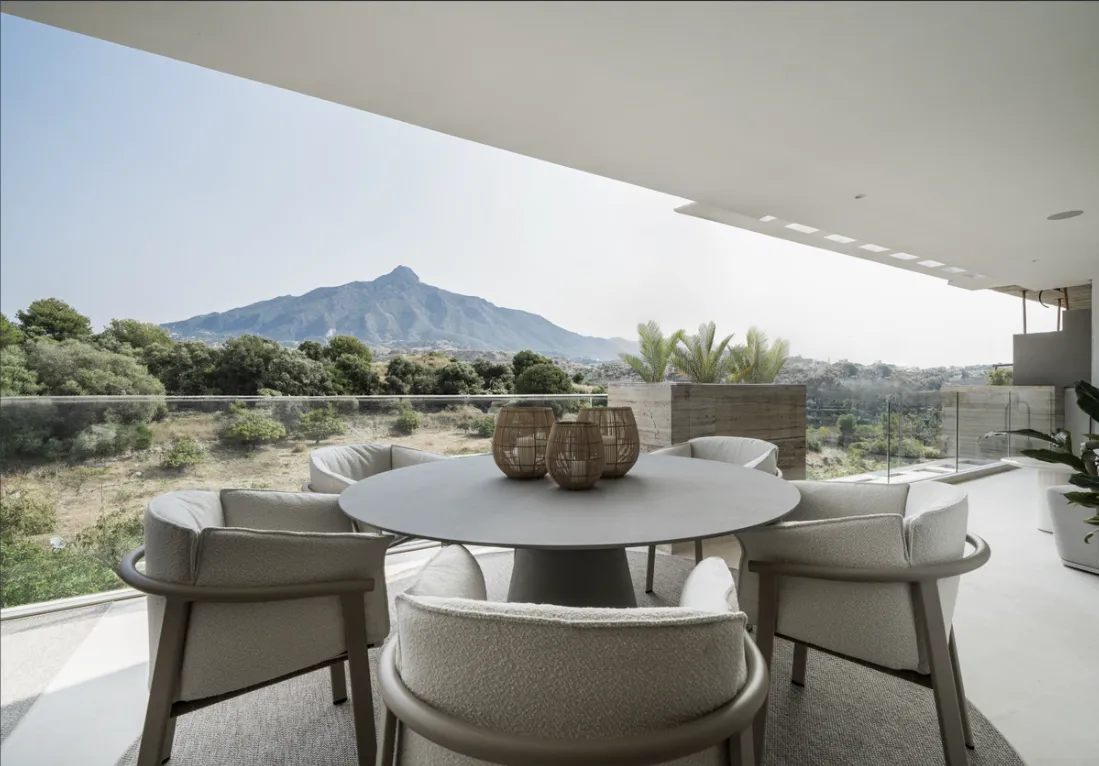 33154156-daab-41c4-9d0b-ed6122c29184