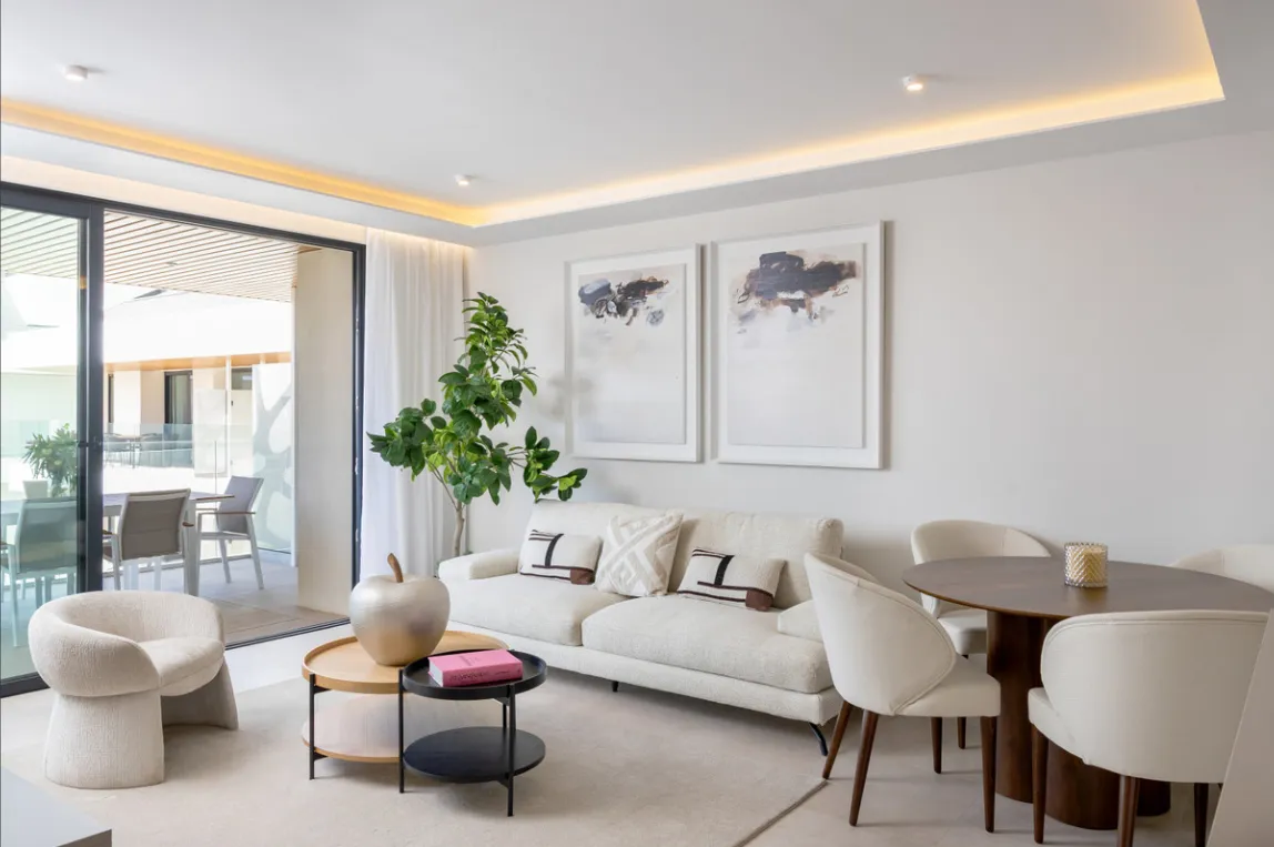 9aeac77b-096e-4dd9-b2c1-c2666a85ede2